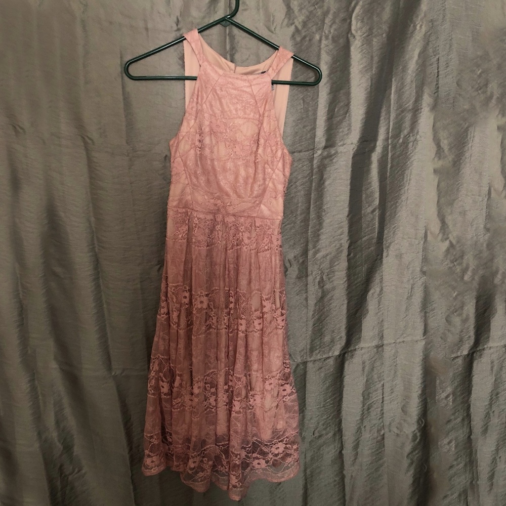 Blush Lace Midi Dress Size xs